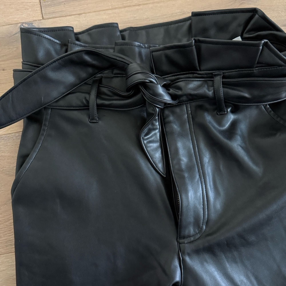 Abercrombie and Fitch 
NWT Faux leather Pant